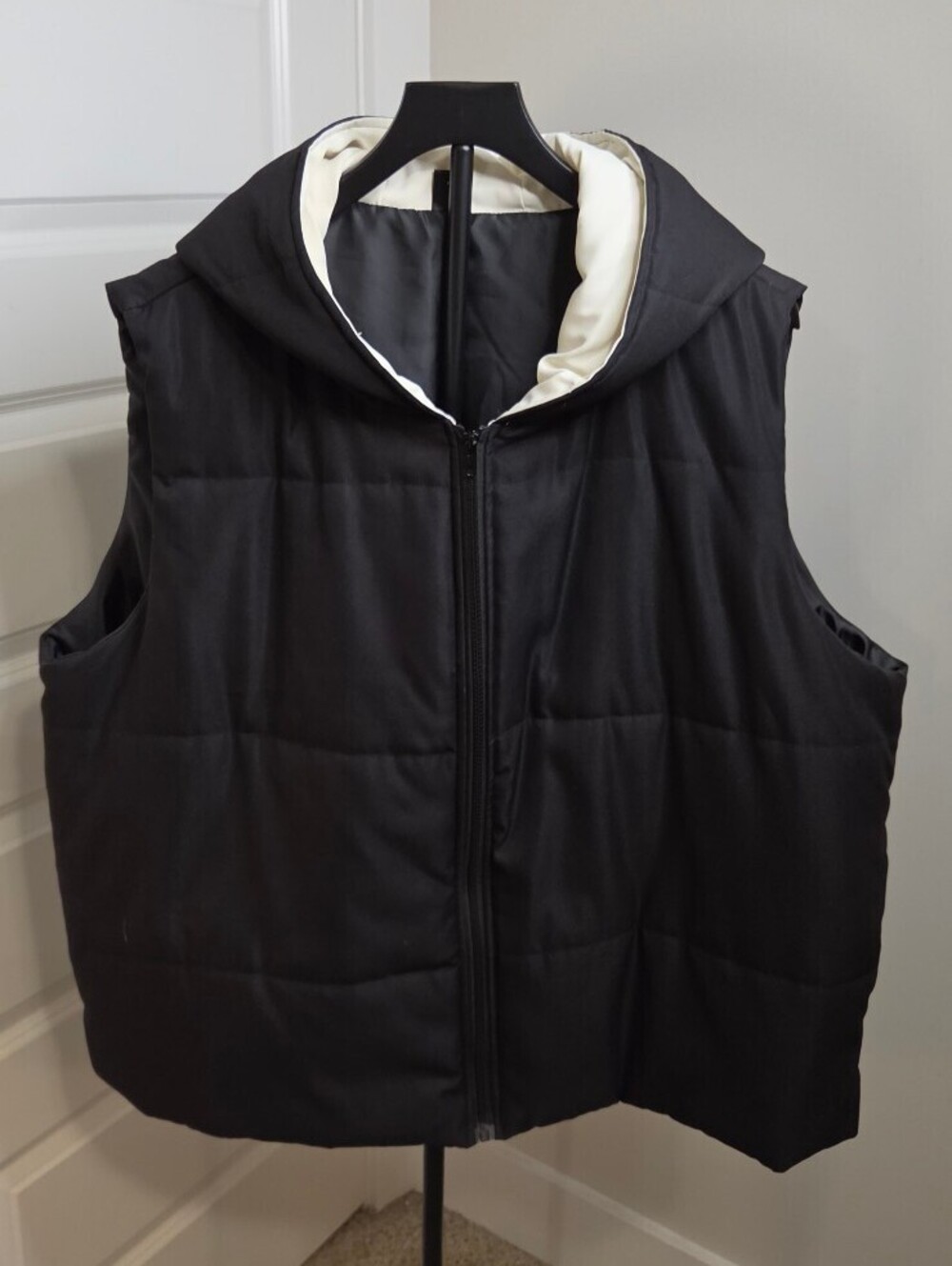 SHEIN Curve Womens Black Hooded Puffer Vest 3XL
